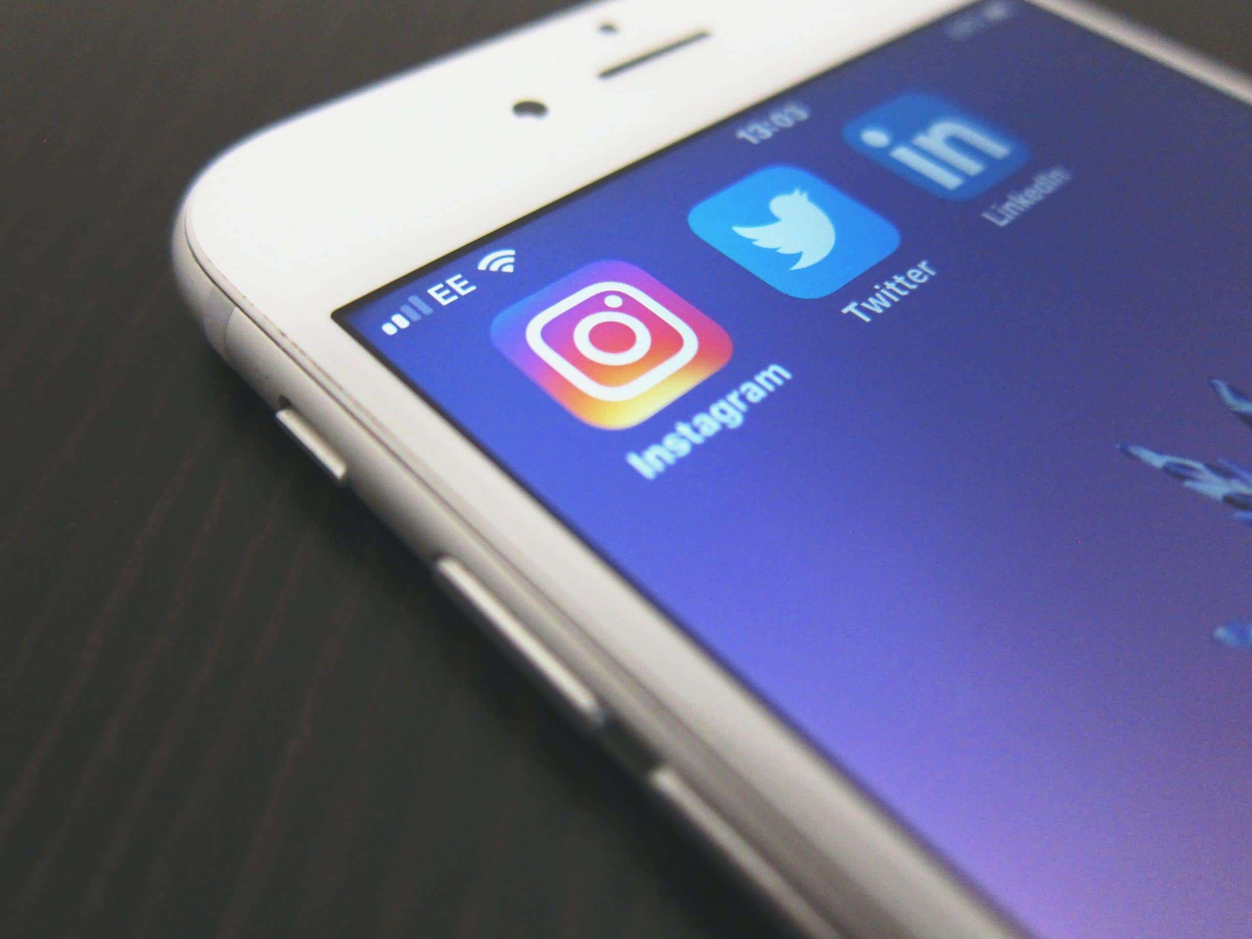 “How Do I Build a Mobile App?” The Question Countless Founders Ask Themselves 📱